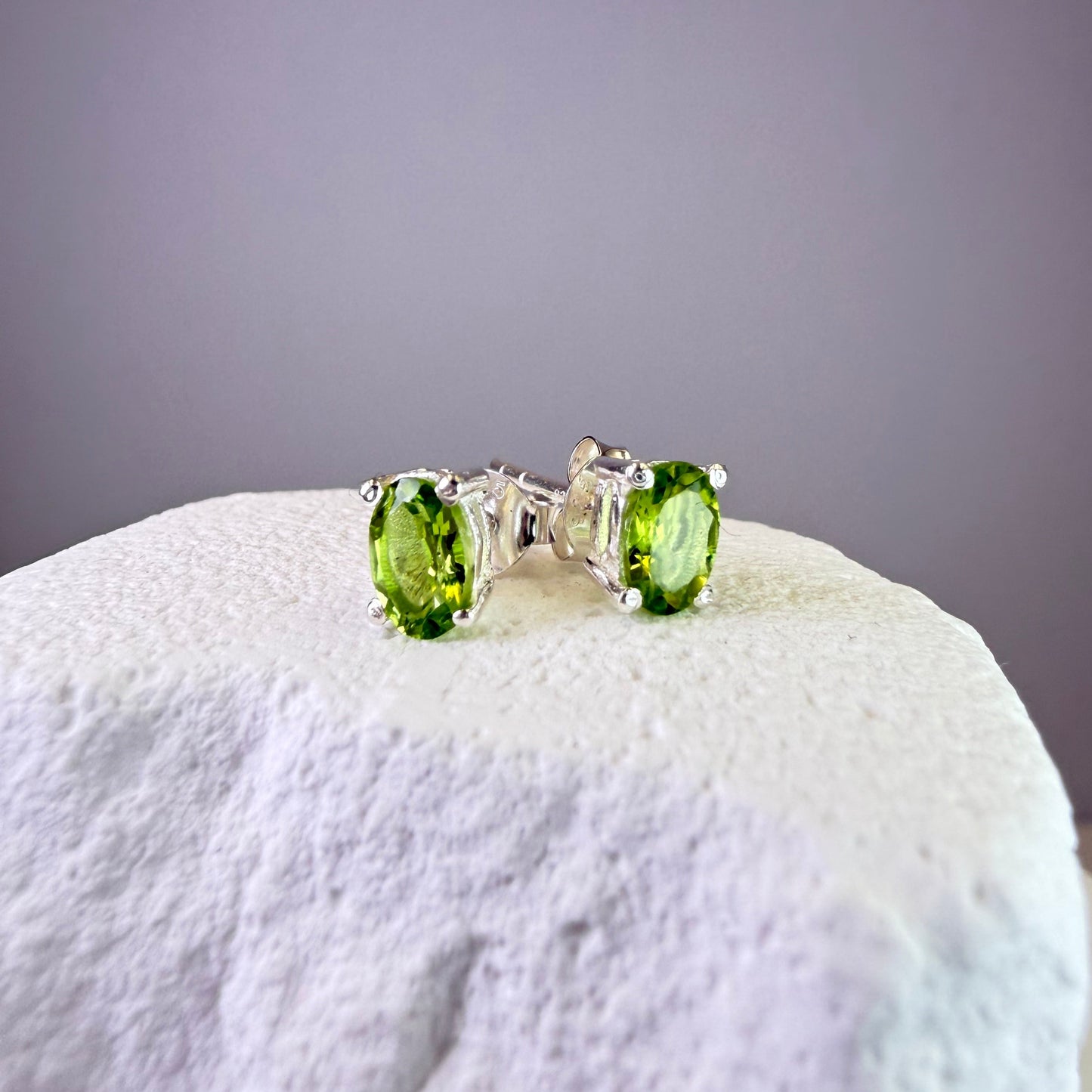 Laura - Peridot Studs