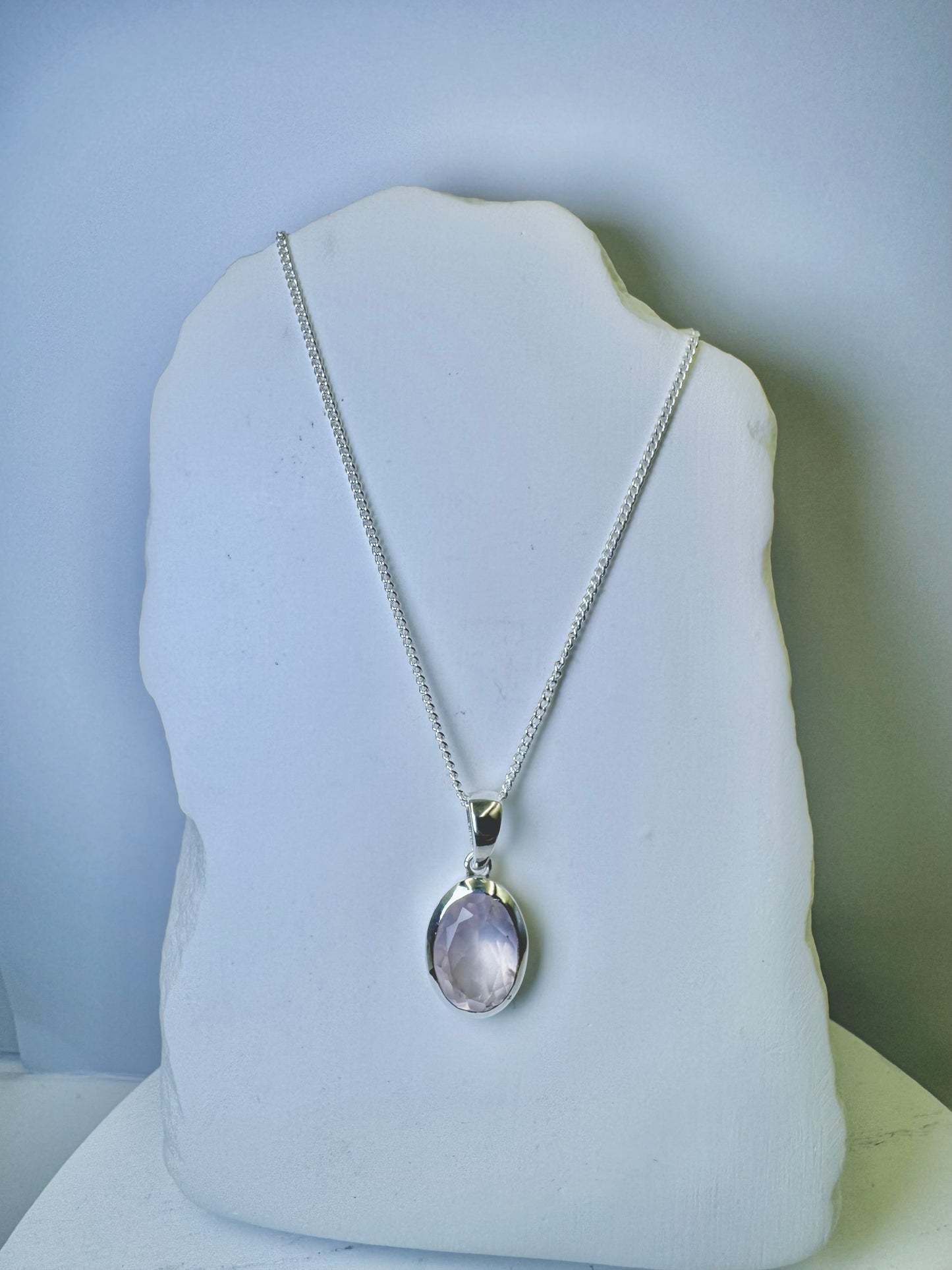 Rose Quartz Pendant Necklace