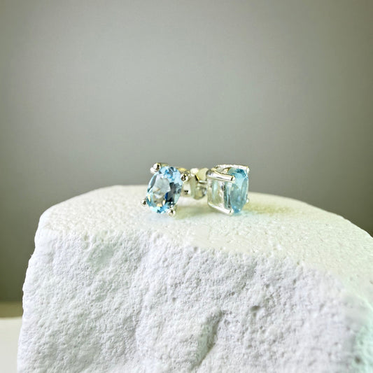 Laura - Blue Topaz Studs
